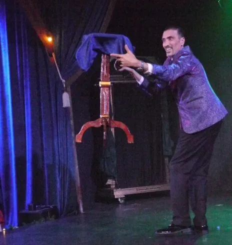 Magic at Kristiansand Dinnershow In Norway by Magician Malta Brian Role